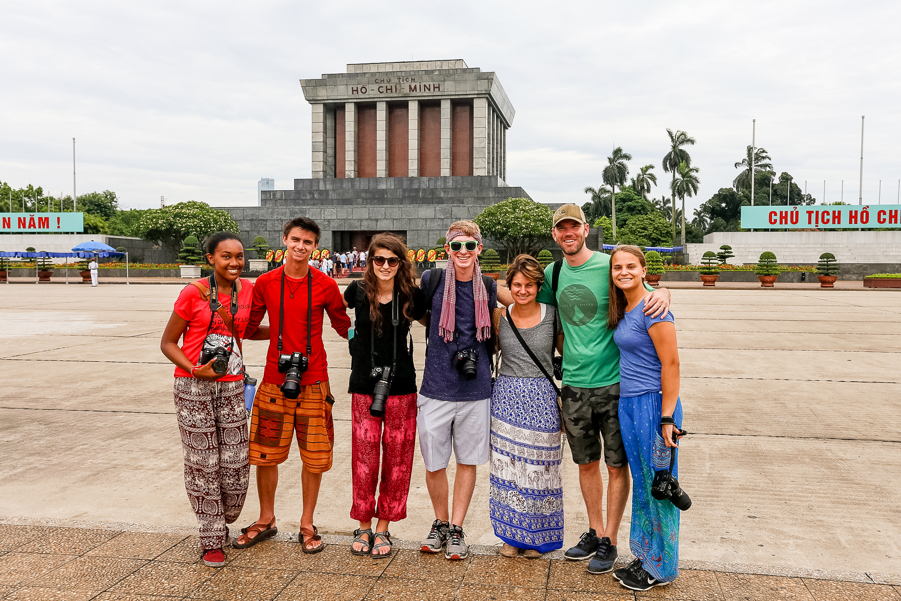 Rustic Pathways high school student group takes a photo in Ho Chi Minh, Vietnam