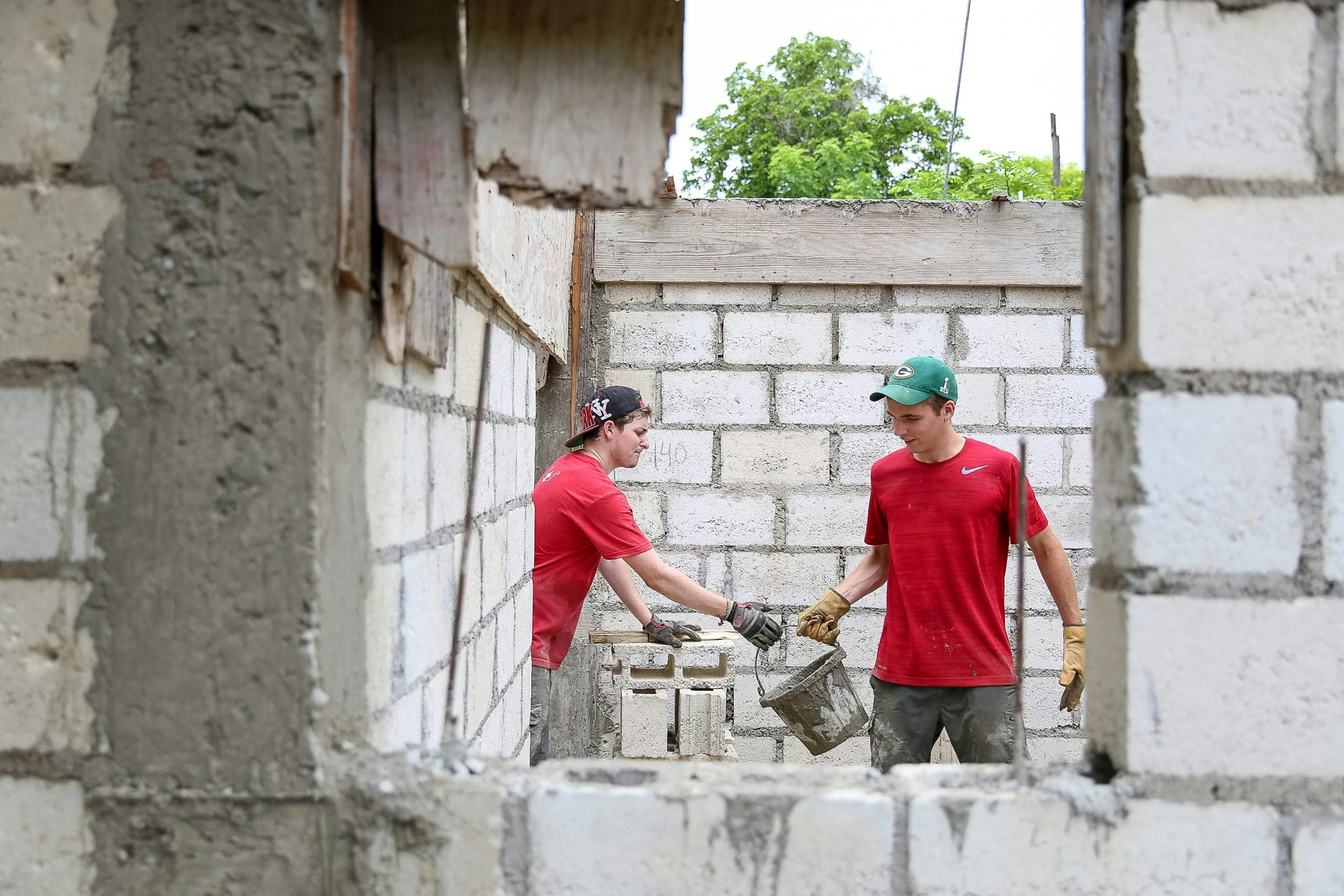 Student Travel vs. Mission Trips: What’s the Best Path for Meaningful Impact?