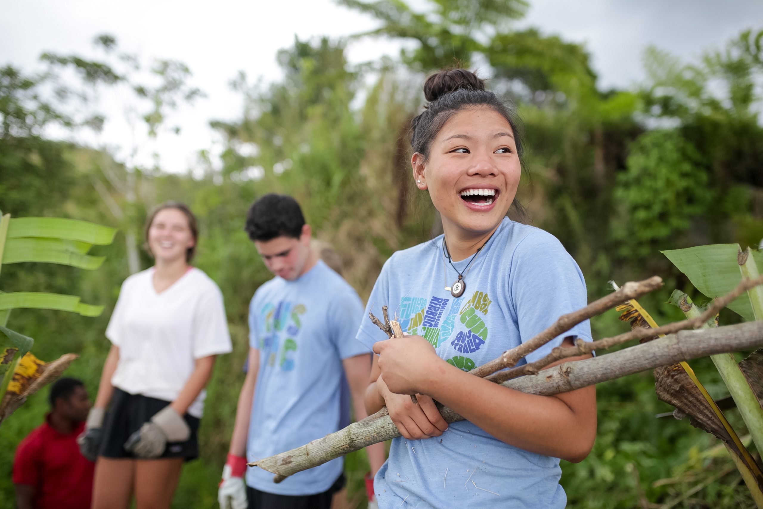 Rustic Pathways students conducting community service project in Fiji
