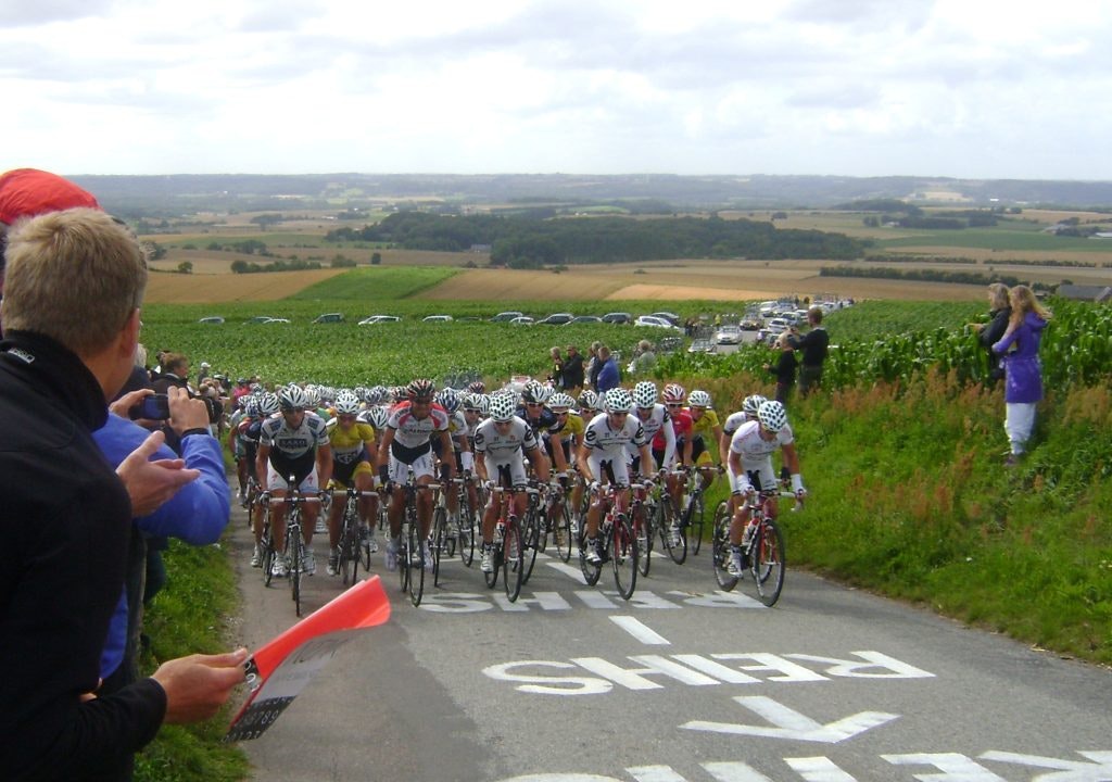 Myself, Public domain, via Wikimedia Commons The Post Danmark Rundt 2009 peloton on Yding Skovhøj during stage 3. Bikers cycling "up" the Yding Skovhøj