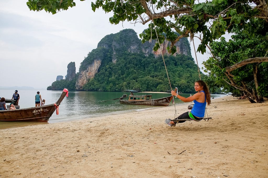 Teens can enjoy the beautiful landscapes in Thailand.
