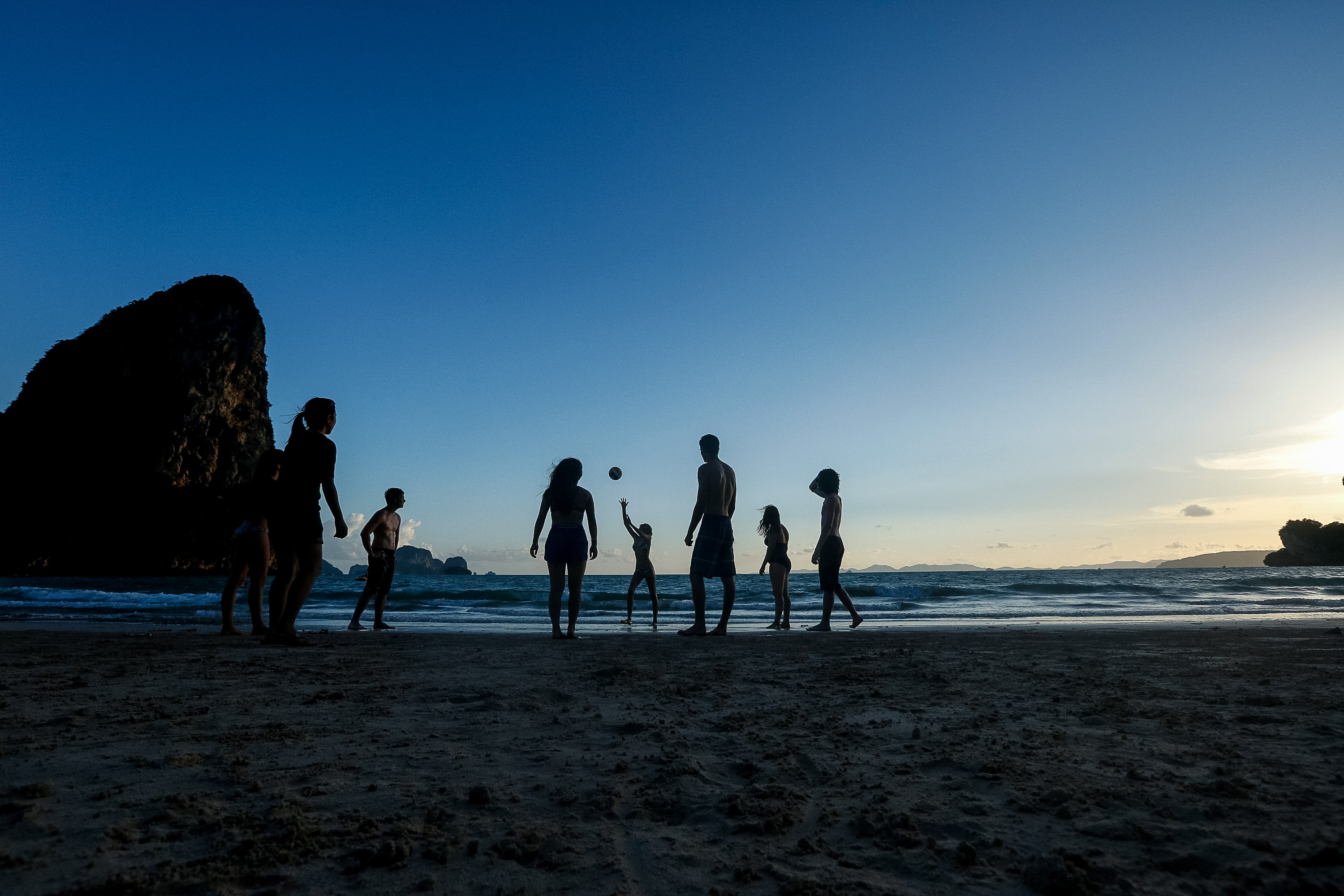 School Trip to Thailand: Island Hopping and Marine Ecology