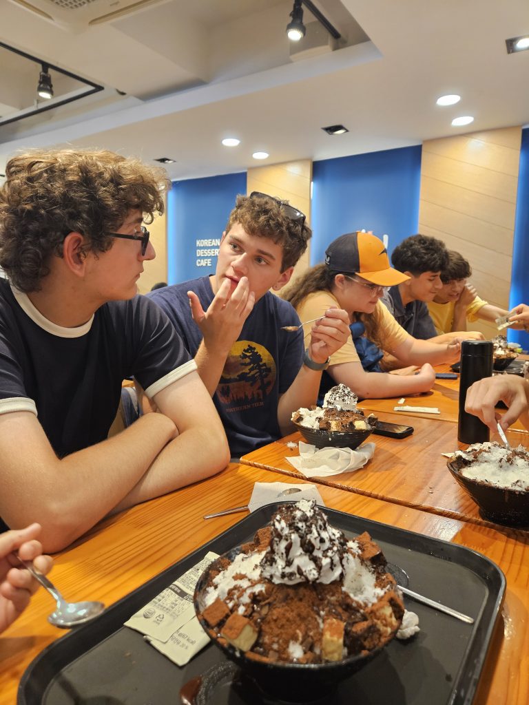 Korean bingsu dessert during the Tokyo to Seoul program
