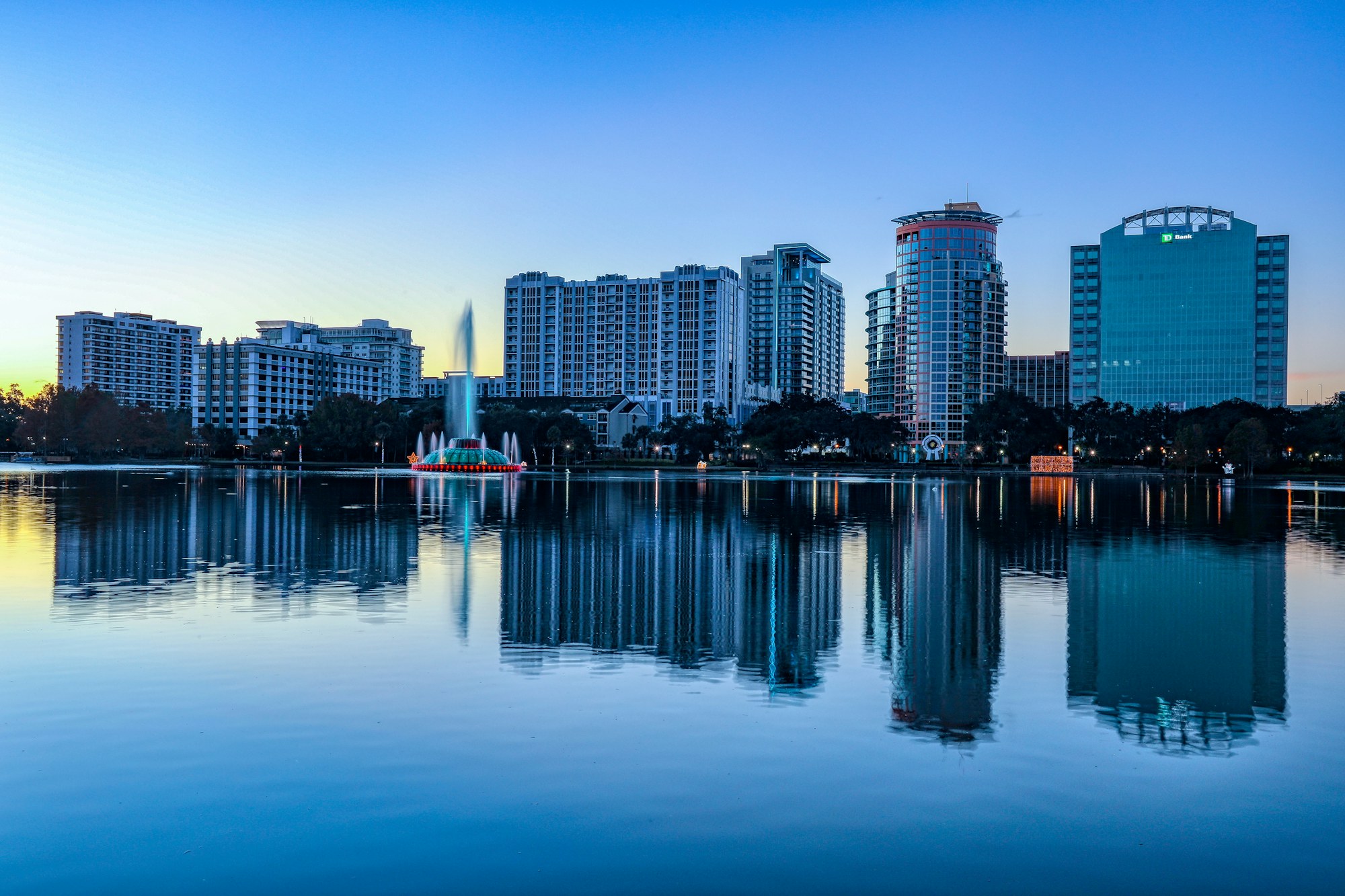 Lake Eola and the Orlando skyline, the base for the performing-arts program.