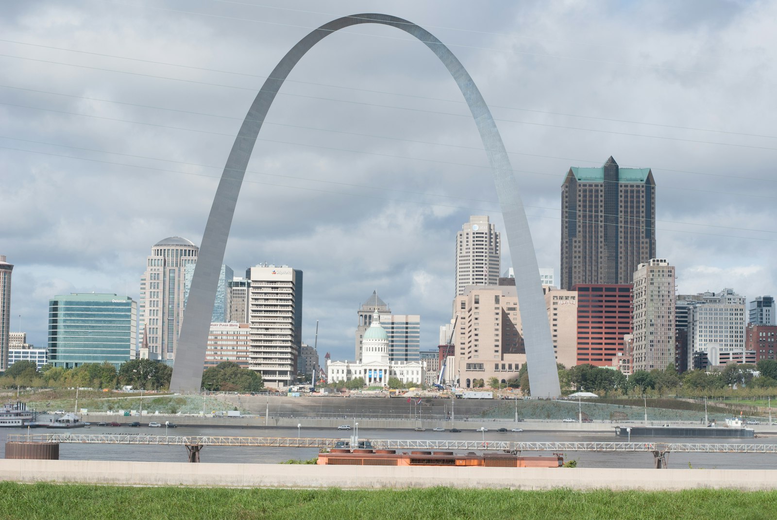 The Gateway Arch over the St. Louis skyline, with the domed Old Courthouse beneath it.