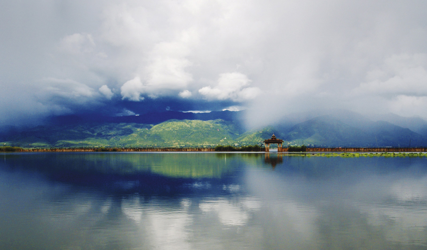 School Trip to Myanmar: Hiking and Biking Inle Lake