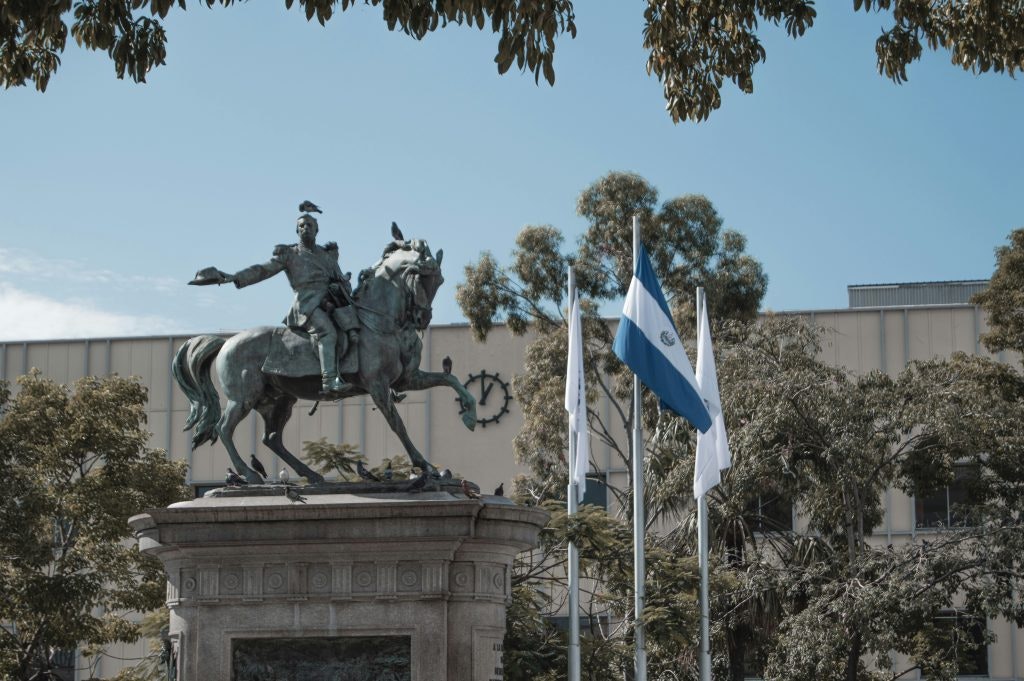 Plaza Gerardo Barrios in San Salvador