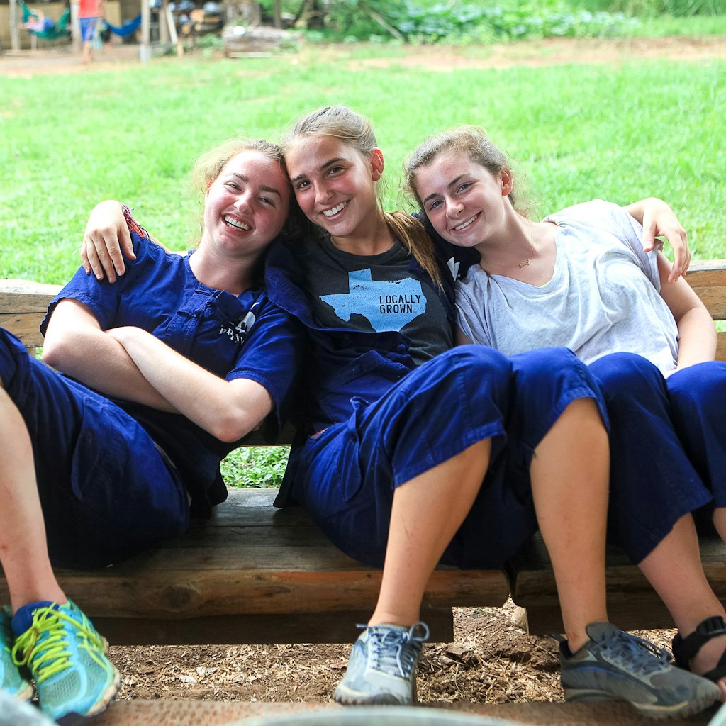 how to plan a teen travel teenagers sitting on a bench