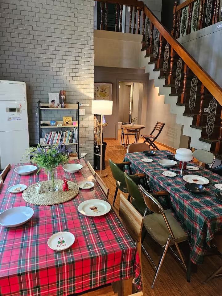 The dining room at the private guesthouse in Seoul